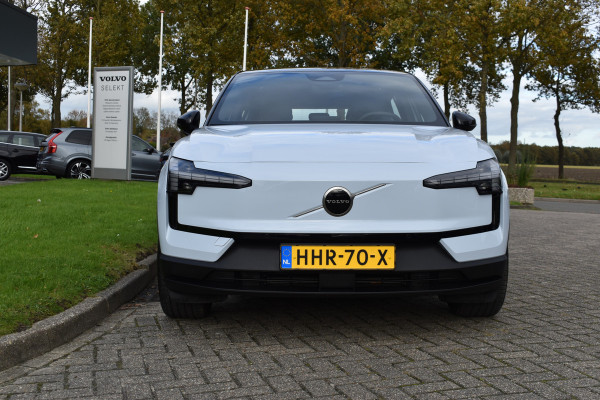 Volvo EX30 Extended Range 272PK Plus 69 kWh Trekhaak | H&K | ACC | Blis | Stoelverwarming | Camera Volvo EX30 Extended Range 272PK Plus 69 kWh Trekhaak | H&K | ACC | Blis | Stoelverwarming | Camera