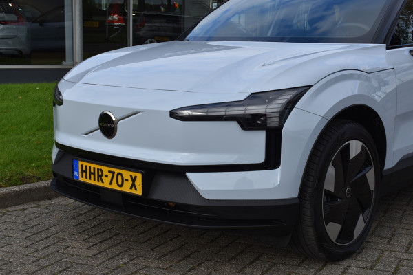 Volvo EX30 Extended Range 272PK Plus 69 kWh Trekhaak | H&K | ACC | Blis | Stoelverwarming | Camera Volvo EX30 Extended Range 272PK Plus 69 kWh Trekhaak | H&K | ACC | Blis | Stoelverwarming | Camera