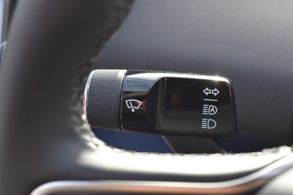 Volvo EX30 Extended Range 272PK Plus 69 kWh Trekhaak | H&K | ACC | Blis | Stoelverwarming | Camera Volvo EX30 Extended Range 272PK Plus 69 kWh Trekhaak | H&K | ACC | Blis | Stoelverwarming | Camera