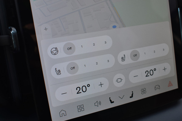 Volvo EX30 Extended Range 272PK Plus 69 kWh Trekhaak | H&K | ACC | Blis | Stoelverwarming | Camera Volvo EX30 Extended Range 272PK Plus 69 kWh Trekhaak | H&K | ACC | Blis | Stoelverwarming | Camera