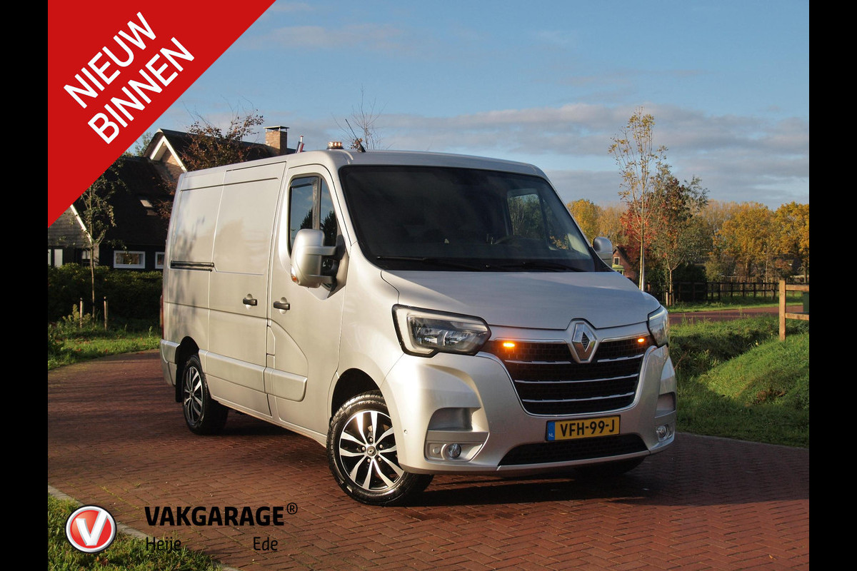 Renault Master T28 2.3 dCi 135 L1H1 | Camera | Trekhaak | 136PK | Nieuwstaat | Renault Master T28 2.3 dCi 135 L1H1 | Camera | Trekhaak | 136PK | Nieuwstaat |