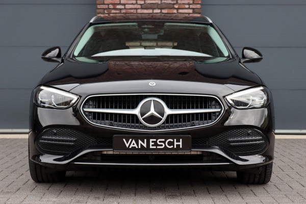 Mercedes-Benz C-Klasse Estate 300 e Luxury Line | Panoramadak | Camera | Cruise Control | Sfeerverlichting | Dodehoekassistent | High Perf. LED | Apple Carplay/Android Auto | Stoelverwarming | Mercedes-Benz C-Klasse Estate 300 e Luxury Line | Panoramadak | Camera | Cruise Control | Sfeerverlichting | Dodehoekassistent | High Perf. LED | Apple Carplay/Android Auto | Stoelverwarming |