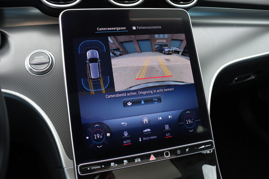 Mercedes-Benz C-Klasse Estate 300 e Luxury Line | Panoramadak | Camera | Cruise Control | Sfeerverlichting | Dodehoekassistent | High Perf. LED | Apple Carplay/Android Auto | Stoelverwarming | Mercedes-Benz C-Klasse Estate 300 e Luxury Line | Panoramadak | Camera | Cruise Control | Sfeerverlichting | Dodehoekassistent | High Perf. LED | Apple Carplay/Android Auto | Stoelverwarming |