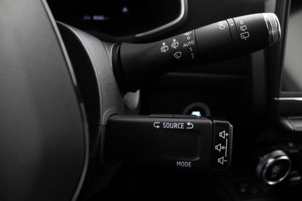 Renault ZOE R110 Life 52 kWh*KOOPACCU*3FASE*ECC*CAMERA*NAVI* Renault ZOE R110 Life 52 kWh*KOOPACCU*3FASE*ECC*CAMERA*NAVI*