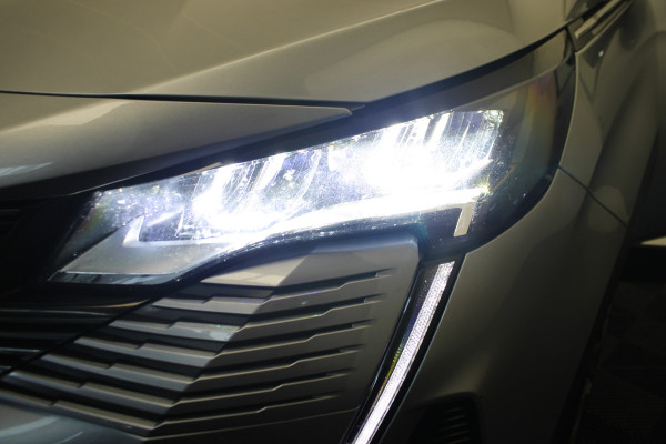 Peugeot 5008 1.2 PureTech Allure |Stoelverwarming|Navi| Peugeot 5008 1.2 PureTech Allure |Stoelverwarming|Navi|