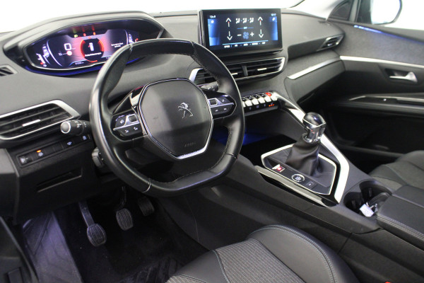 Peugeot 5008 1.2 PureTech Allure |Stoelverwarming|Navi| Peugeot 5008 1.2 PureTech Allure |Stoelverwarming|Navi|