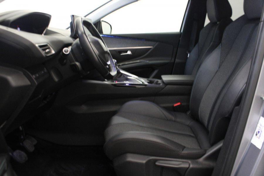 Peugeot 5008 1.2 PureTech Allure |Stoelverwarming|Navi| Peugeot 5008 1.2 PureTech Allure |Stoelverwarming|Navi|