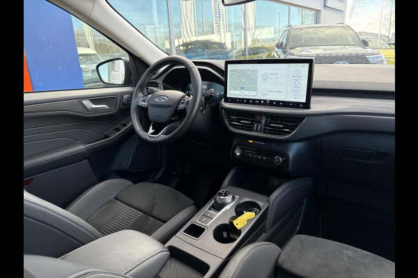 Ford Kuga 2.5 FHEV Active X | 190pk | Driver Assistance Pack | Technology Pack | Winterpack | Panoramadak | All Weather Banden | Geen stekker nodig Ford Kuga 2.5 FHEV Active X | 190pk | Driver Assistance Pack | Technology Pack | Winterpack | Panoramadak | All Weather Banden | Geen stekker nodig