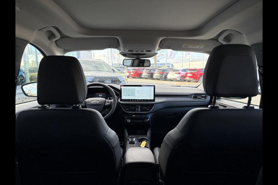 Ford Kuga 2.5 FHEV Active X | 190pk | Driver Assistance Pack | Technology Pack | Winterpack | Panoramadak | All Weather Banden | Geen stekker nodig Ford Kuga 2.5 FHEV Active X | 190pk | Driver Assistance Pack | Technology Pack | Winterpack | Panoramadak | All Weather Banden | Geen stekker nodig