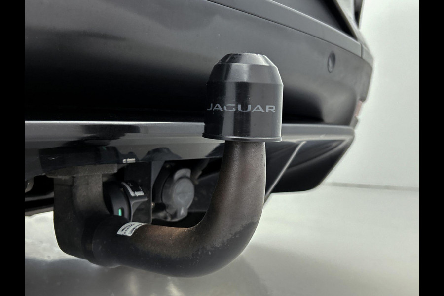 Jaguar I-PACE EV400 First Edition 90 kWh Jaguar I-PACE EV400 First Edition 90 kWh