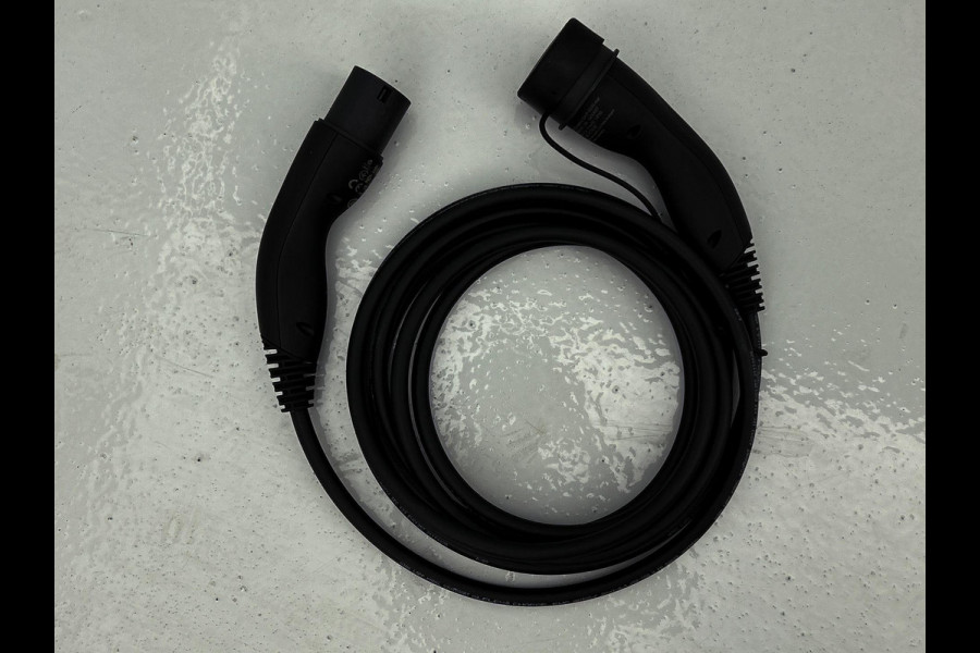 Jaguar I-PACE EV400 First Edition 90 kWh Jaguar I-PACE EV400 First Edition 90 kWh