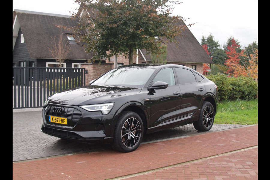 Audi e-tron Sportback 55 quattro edition 95 kWh | DAB | Black Optic | Parkeersensoren | NL-Auto |