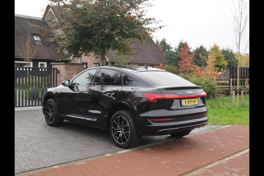 Audi e-tron Sportback 55 quattro edition 95 kWh | DAB | Black Optic | Parkeersensoren | NL-Auto |