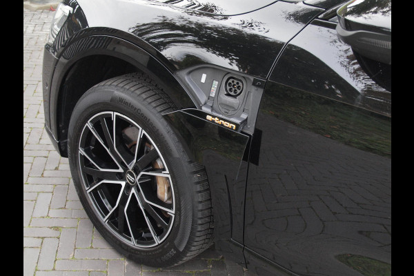 Audi e-tron Sportback 55 quattro edition 95 kWh | DAB | Black Optic | Parkeersensoren | NL-Auto |