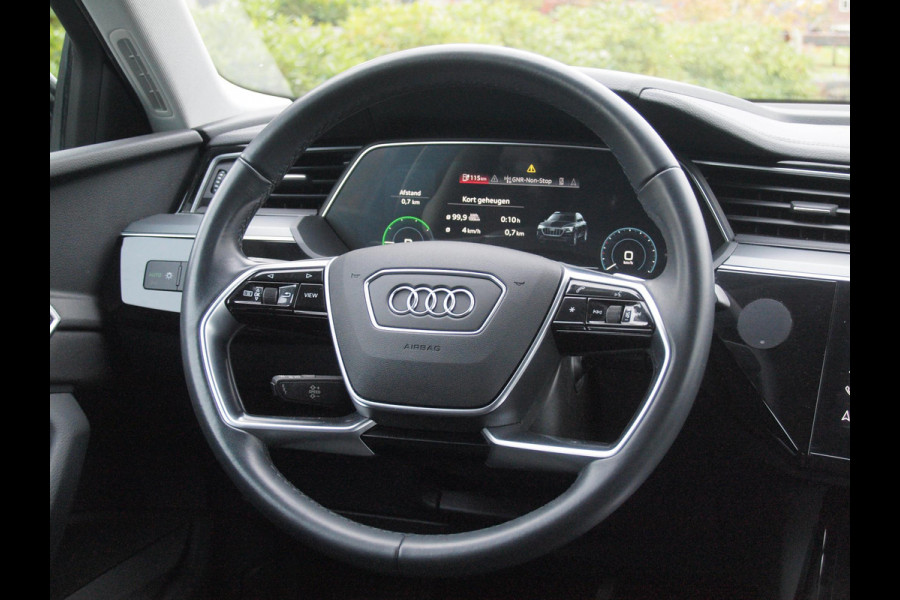 Audi e-tron Sportback 55 quattro edition 95 kWh | DAB | Black Optic | Parkeersensoren | NL-Auto |