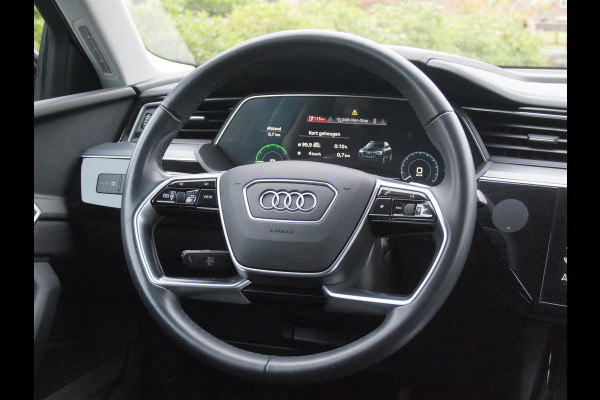 Audi e-tron Sportback 55 quattro edition 95 kWh | DAB | Black Optic | Parkeersensoren | NL-Auto |