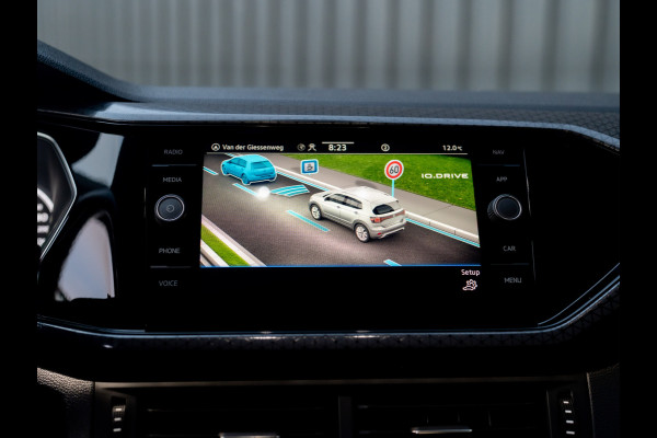 Volkswagen T-Cross 1.0 TSI R-Line | LED | Stoel verw. | Climate control | Adapt. Cr. | Prijs Rijklaar!!
