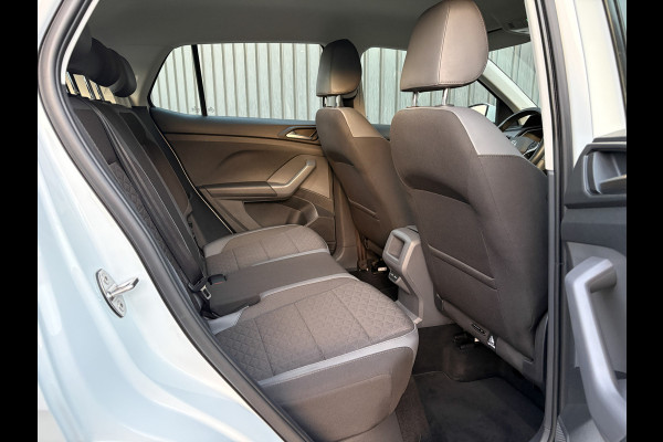 Volkswagen T-Cross 1.0 TSI R-Line | LED | Stoel verw. | Climate control | Adapt. Cr. | Prijs Rijklaar!!
