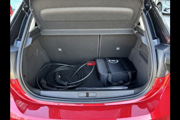 Opel CORSA-E Elegance 50 kWh | Camera | Parkeersensoren voor en achter | Opel CORSA-E Elegance 50 kWh | Camera | Parkeersensoren voor en achter |