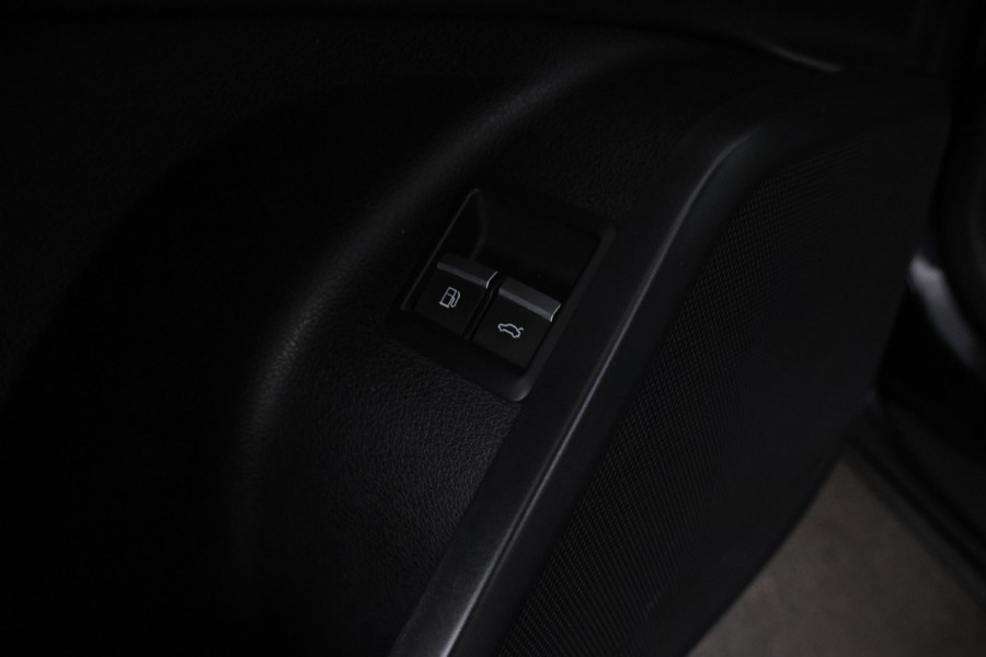 Audi Q5 55 TFSI e quattro Competition S-line B+B, Virtual, Panorama, Etc. Audi Q5 55 TFSI e quattro Competition S-line B+B, Virtual, Panorama, Etc.