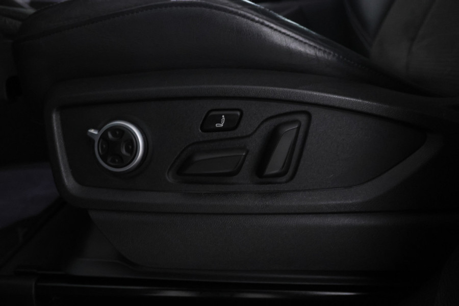 Audi Q5 55 TFSI e quattro Competition S-line B+B, Virtual, Panorama, Etc. Audi Q5 55 TFSI e quattro Competition S-line B+B, Virtual, Panorama, Etc.