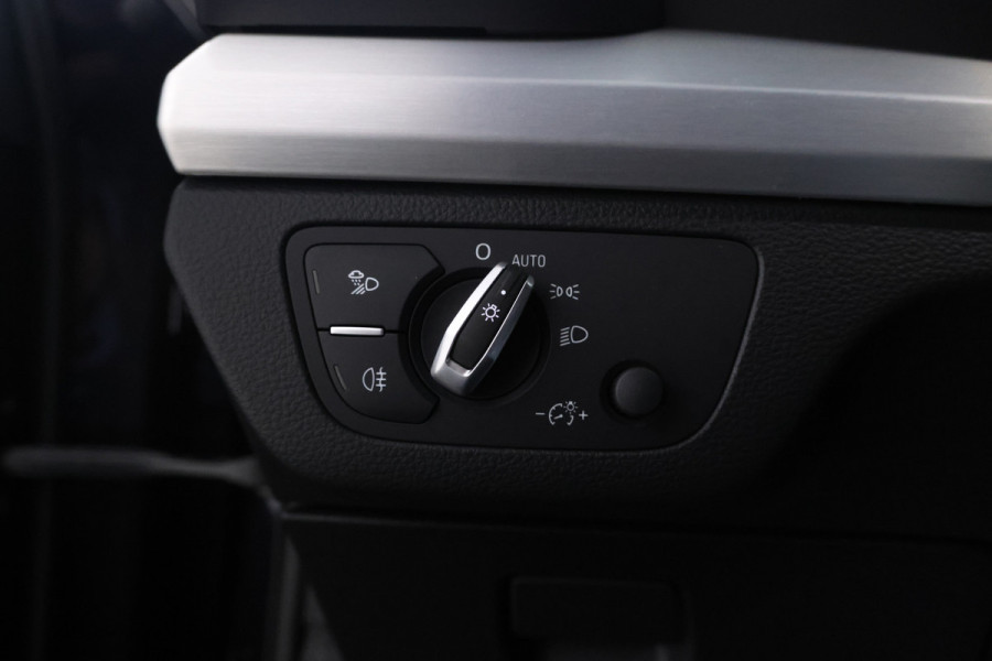 Audi Q5 55 TFSI e quattro Competition S-line B+B, Virtual, Panorama, Etc. Audi Q5 55 TFSI e quattro Competition S-line B+B, Virtual, Panorama, Etc.