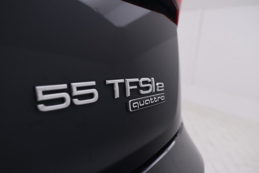 Audi Q5 55 TFSI e quattro Competition S-line B+B, Virtual, Panorama, Etc. Audi Q5 55 TFSI e quattro Competition S-line B+B, Virtual, Panorama, Etc.