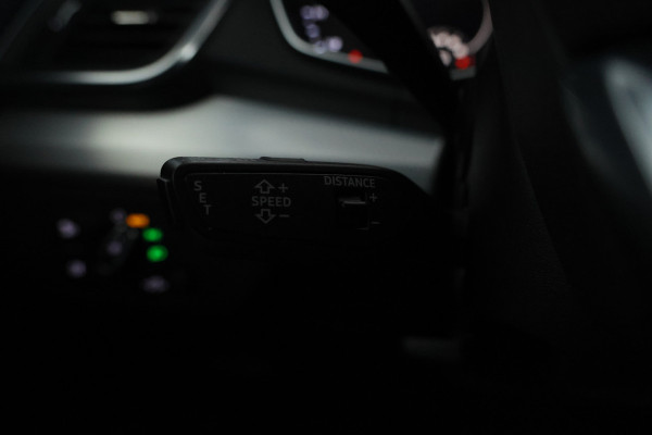 Audi Q5 55 TFSI e quattro Competition S-line B+B, Virtual, Panorama, Etc. Audi Q5 55 TFSI e quattro Competition S-line B+B, Virtual, Panorama, Etc.