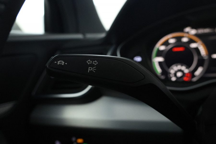 Audi Q5 55 TFSI e quattro Competition S-line B+B, Virtual, Panorama, Etc. Audi Q5 55 TFSI e quattro Competition S-line B+B, Virtual, Panorama, Etc.