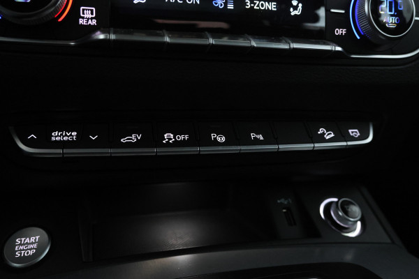 Audi Q5 55 TFSI e quattro Competition S-line B+B, Virtual, Panorama, Etc. Audi Q5 55 TFSI e quattro Competition S-line B+B, Virtual, Panorama, Etc.