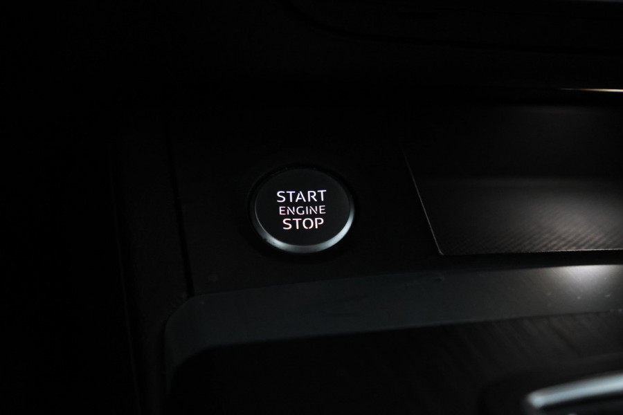 Audi Q5 55 TFSI e quattro Competition S-line B+B, Virtual, Panorama, Etc. Audi Q5 55 TFSI e quattro Competition S-line B+B, Virtual, Panorama, Etc.