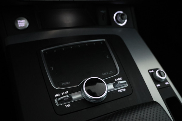 Audi Q5 55 TFSI e quattro Competition S-line B+B, Virtual, Panorama, Etc. Audi Q5 55 TFSI e quattro Competition S-line B+B, Virtual, Panorama, Etc.