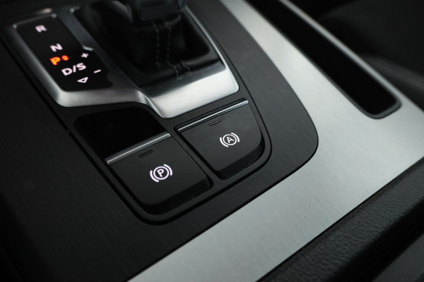 Audi Q5 55 TFSI e quattro Competition S-line B+B, Virtual, Panorama, Etc. Audi Q5 55 TFSI e quattro Competition S-line B+B, Virtual, Panorama, Etc.