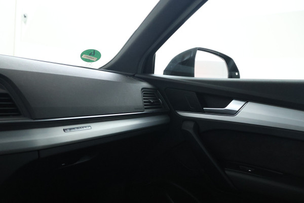 Audi Q5 55 TFSI e quattro Competition S-line B+B, Virtual, Panorama, Etc. Audi Q5 55 TFSI e quattro Competition S-line B+B, Virtual, Panorama, Etc.