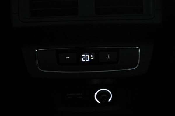 Audi Q5 55 TFSI e quattro Competition S-line B+B, Virtual, Panorama, Etc. Audi Q5 55 TFSI e quattro Competition S-line B+B, Virtual, Panorama, Etc.