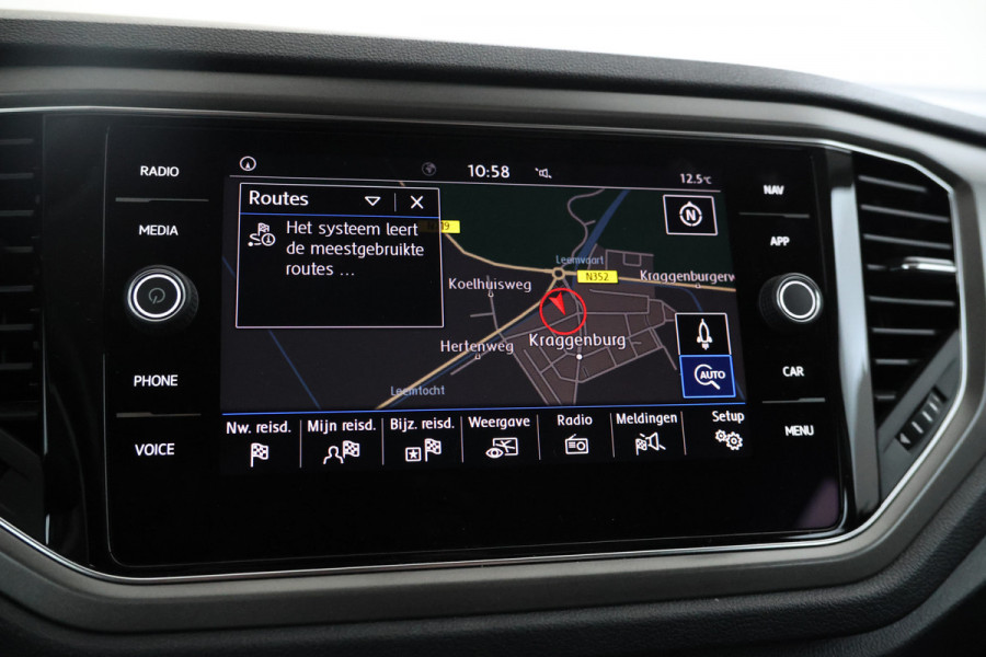 Volkswagen T-Roc 1.6 TDI Style Business Elektrische achterklep, apple carplay, climate,