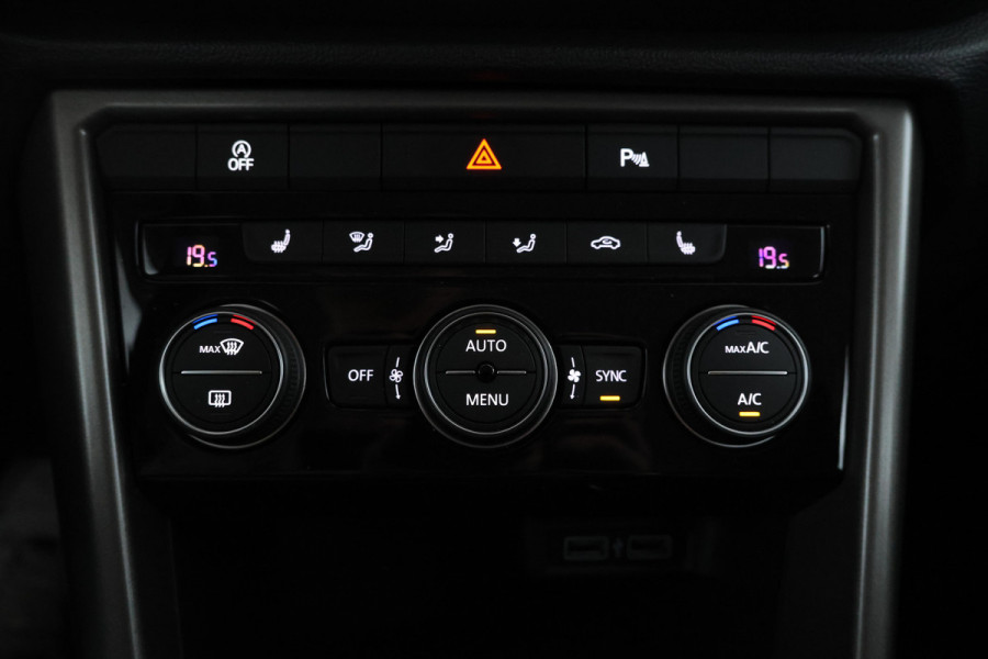 Volkswagen T-Roc 1.6 TDI Style Business Elektrische achterklep, apple carplay, climate,