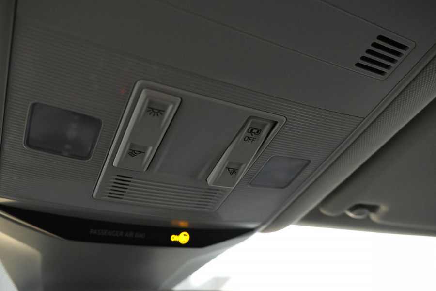 Volkswagen T-Roc 1.6 TDI Style Business Elektrische achterklep, apple carplay, climate,