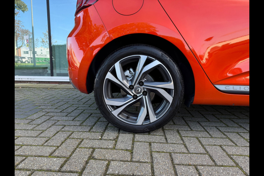 Renault Clio 1.3 TCe R.S. Line - Automaat - Navi groot Media - Leder - Climate - Org.NL Renault Clio 1.3 TCe R.S. Line - Automaat - Navi groot Media - Leder - Climate - Org.NL