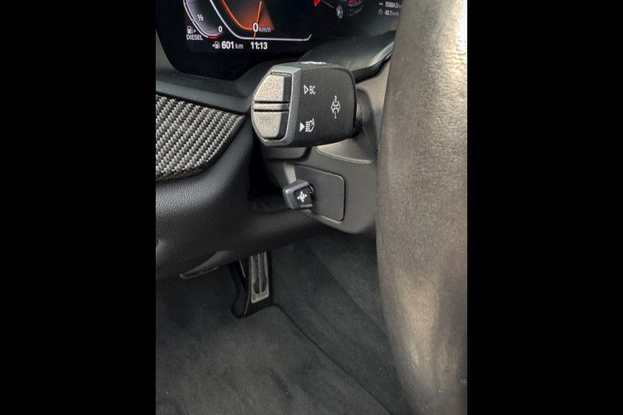 BMW X6 XDrive30d M- Sport - Panorama dak I Navigatie I Leer I Sport pakket I Head Up I Dealer onderhouden