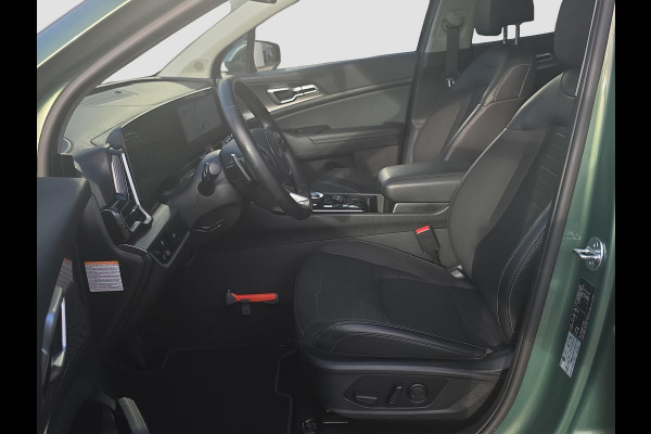Kia Sportage 1.6 T-GDi Hybrid DynamicPlusLine Automaat | Pano | Stoelverwarming voor/achter | Camera | Dodehoekherkenning | Elektrische Stoelen | Cruise | Apple Carplay & Android Auto |