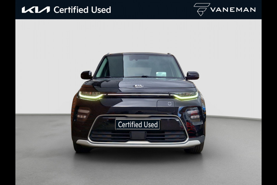 Kia e-Soul ExecutiveLine 64 kWh | Stoelventilatie | Climate | Camera | PDC | Dodehoek | HUD | 3 Fase Kia e-Soul ExecutiveLine 64 kWh | Stoelventilatie | Climate | Camera | PDC | Dodehoek | HUD | 3 Fase