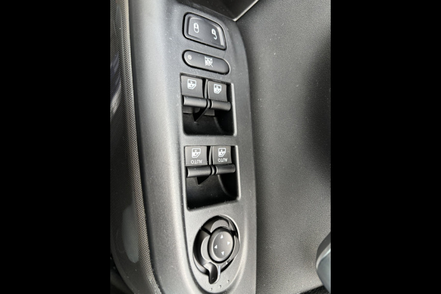 Fiat 500X 1.5 Hybrid Sport | Apple/Android CarPlay | Fiat 500X 1.5 Hybrid Sport | Apple/Android CarPlay |