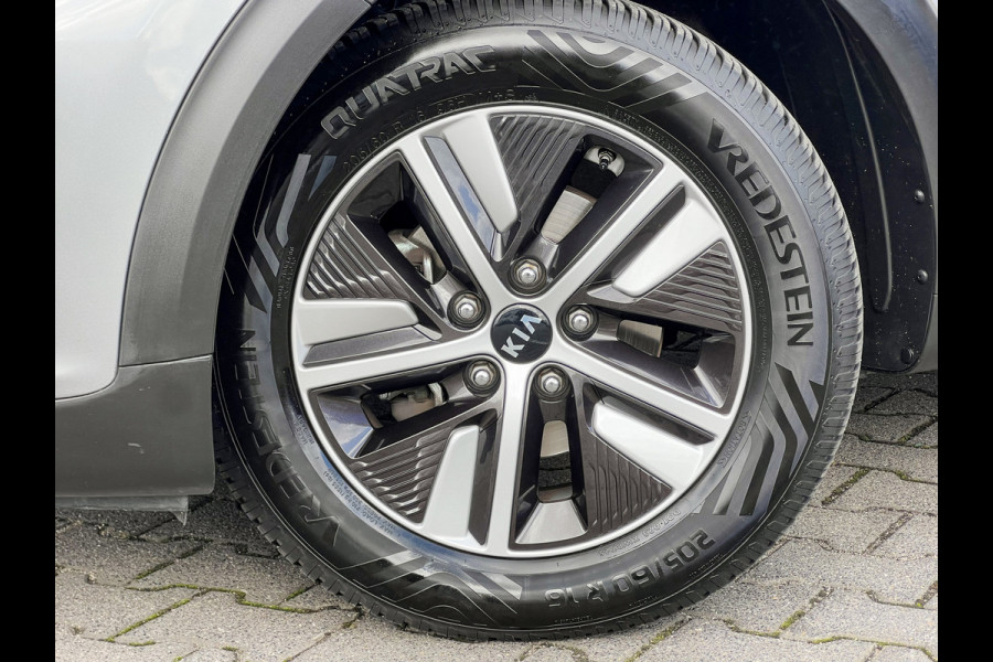 Kia Niro 1.6 GDi Hybrid DynamicLine | Navi | Camera | DAB | Carplay Kia Niro 1.6 GDi Hybrid DynamicLine | Navi | Camera | DAB | Carplay