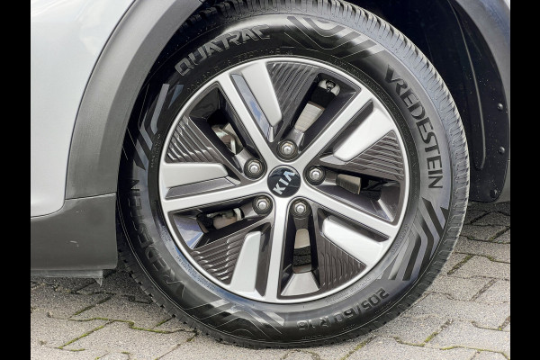 Kia Niro 1.6 GDi Hybrid DynamicLine | Navi | Camera | DAB | Carplay Kia Niro 1.6 GDi Hybrid DynamicLine | Navi | Camera | DAB | Carplay