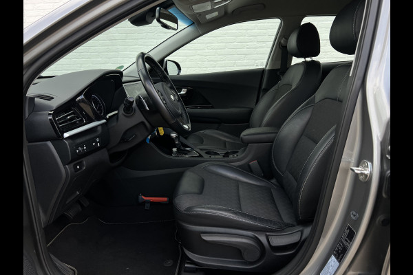 Kia Niro 1.6 GDi Hybrid DynamicLine | Navi | Camera | DAB | Carplay Kia Niro 1.6 GDi Hybrid DynamicLine | Navi | Camera | DAB | Carplay