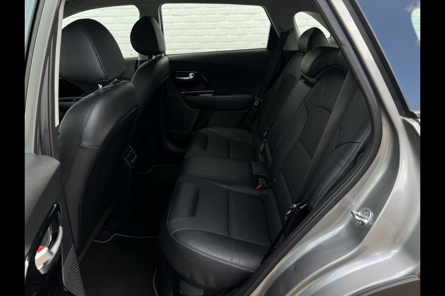 Kia Niro 1.6 GDi Hybrid DynamicLine | Navi | Camera | DAB | Carplay Kia Niro 1.6 GDi Hybrid DynamicLine | Navi | Camera | DAB | Carplay