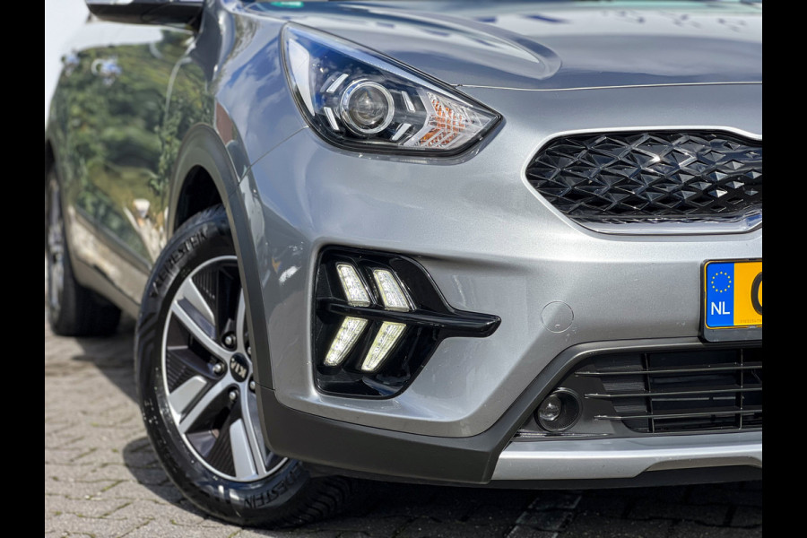 Kia Niro 1.6 GDi Hybrid DynamicLine | Navi | Camera | DAB | Carplay Kia Niro 1.6 GDi Hybrid DynamicLine | Navi | Camera | DAB | Carplay
