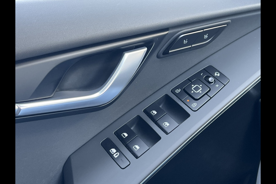 Kia Niro 1.6 GDi PHEV ExecutiveLine | Trekhaak | Leder | Memory | LED | ACC | HUD | Camera | 18 inch Kia Niro 1.6 GDi PHEV ExecutiveLine | Trekhaak | Leder | Memory | LED | ACC | HUD | Camera | 18 inch