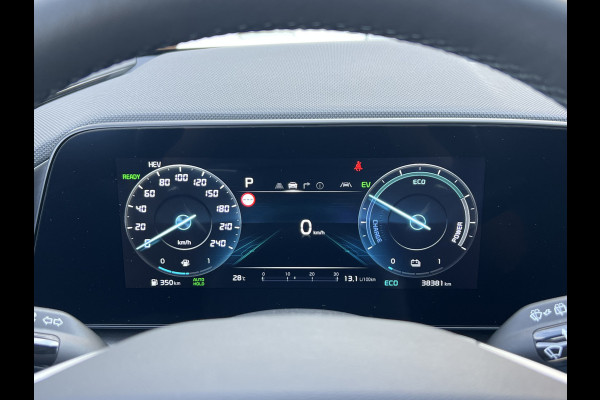 Kia Niro 1.6 GDi PHEV ExecutiveLine | Trekhaak | Leder | Memory | LED | ACC | HUD | Camera | 18 inch Kia Niro 1.6 GDi PHEV ExecutiveLine | Trekhaak | Leder | Memory | LED | ACC | HUD | Camera | 18 inch